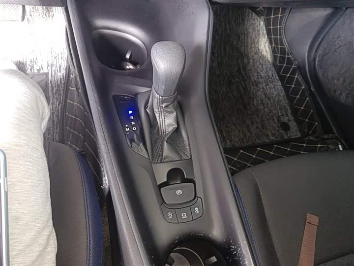 Toyota C-HR 2021 2021款 2.0L 舒适版