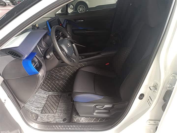 Toyota C-HR 2021 2021款 2.0L 舒适版