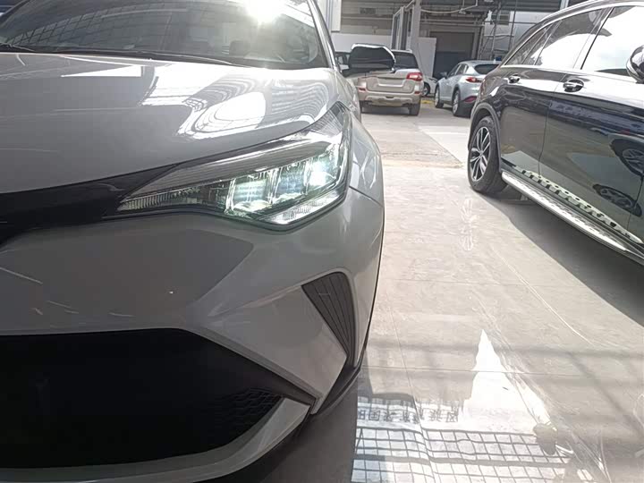 Toyota C-HR 2021 2021款 2.0L 舒适版