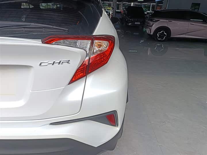 Toyota C-HR 2021 2021款 2.0L 舒适版