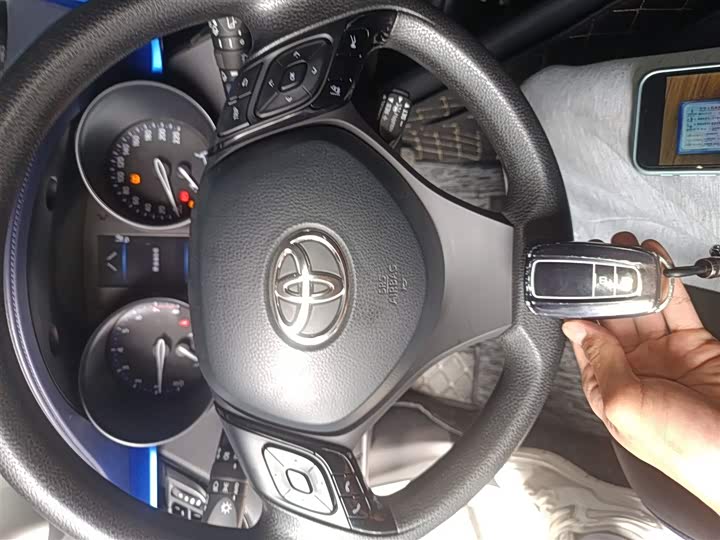 Toyota C-HR 2021 2021款 2.0L 舒适版