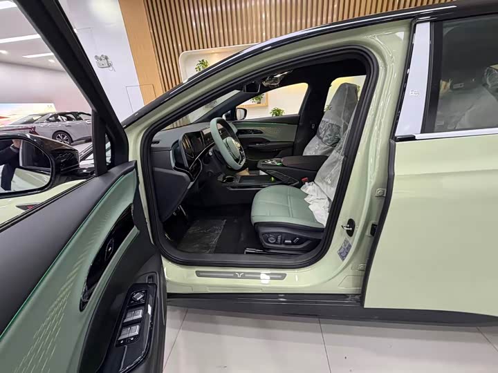 Hongqi EH7 2024 2024款 640 Pro+ 四驱版