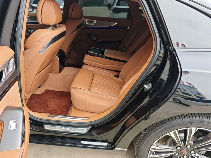 Hongqi H9 2024 2024款 2.0T 旗畅 私享风尚版