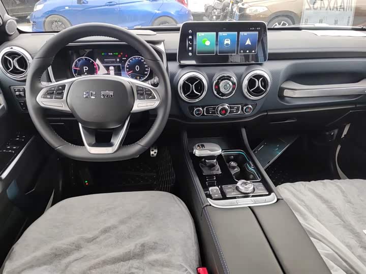 BAIC Beijing BJ40 2023 2023款 2.0D 自动四驱刀锋英雄版侠客型（前后电控锁）