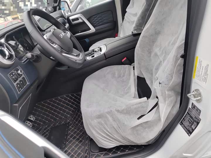 BAIC Beijing BJ40 2023 2023款 2.0D 自动四驱刀锋英雄版侠客型（前后电控锁）