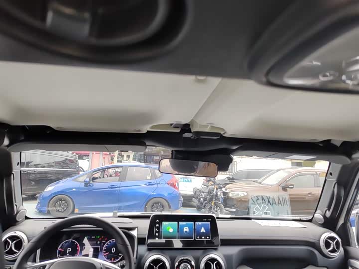 BAIC Beijing BJ40 2023 2023款 2.0D 自动四驱刀锋英雄版侠客型（前后电控锁）