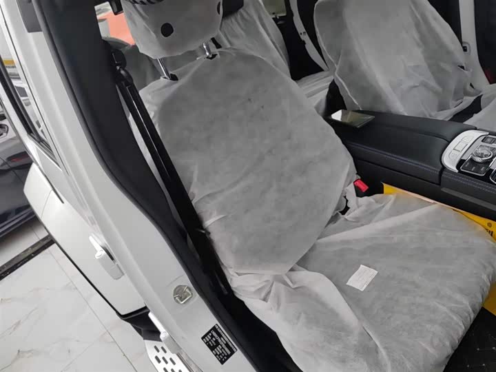 BAIC Beijing BJ40 2023 2023款 2.0D 自动四驱刀锋英雄版侠客型（前后电控锁）