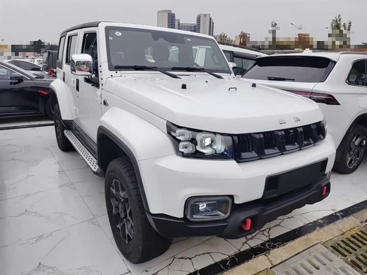 BAIC Beijing BJ40 2023 2023款 2.0D 自动四驱刀锋英雄版侠客型（前后电控锁）