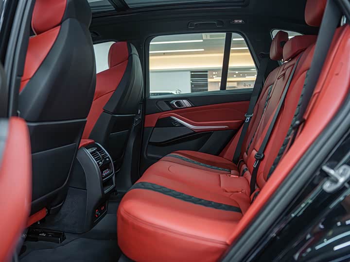 BMW X5 M 2023 2023款 X5 M 雷霆版