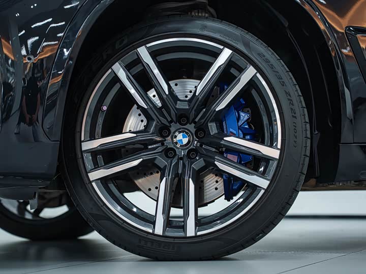 BMW X5 M 2023 2023款 X5 M 雷霆版