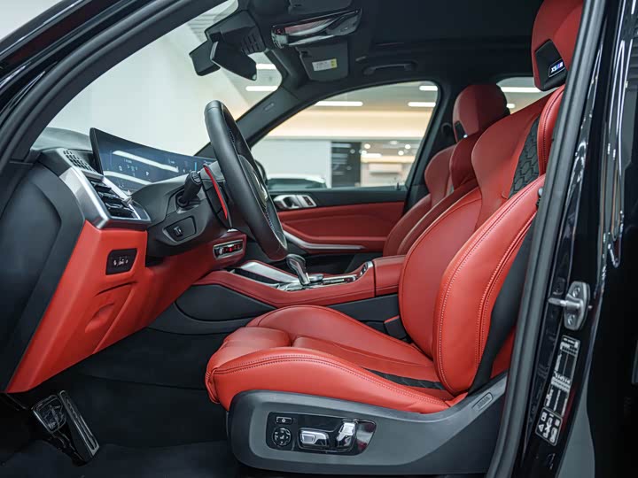 BMW X5 M 2023 2023款 X5 M 雷霆版