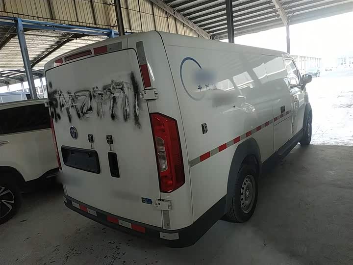 Foton Smart Smurf E7 2024 2024款 改款 纯电动厢式运输车 平顶2座 亿纬锂能41.86kWh