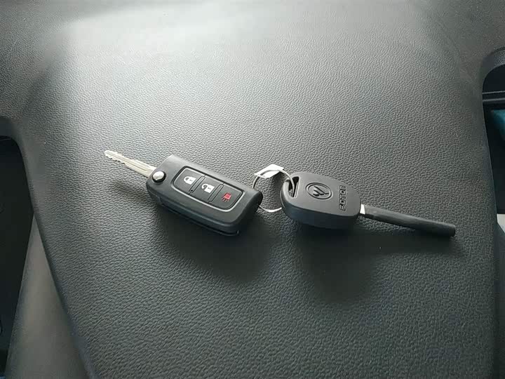 Foton Smart Smurf E7 2024 2024款 改款 纯电动厢式运输车 平顶2座 亿纬锂能41.86kWh