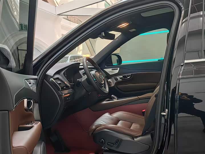 Volvo XC90 Hybrid 2023 2023款 T8 RECHARGE 智尊豪华版 7座