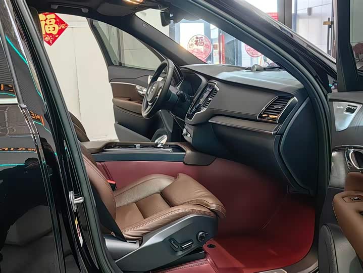 Volvo XC90 Hybrid 2023 2023款 T8 RECHARGE 智尊豪华版 7座