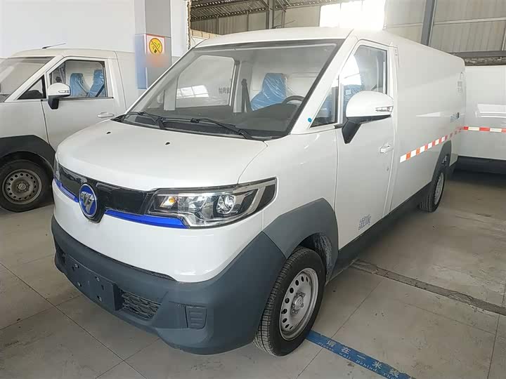 Foton Smart Smurf E7 2024 2024款 改款 纯电动厢式运输车 平顶2座 亿纬锂能41.86kWh