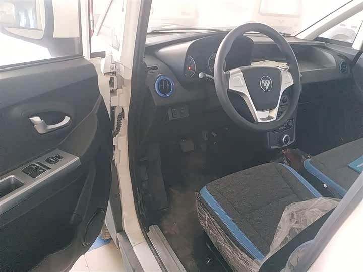 Foton Smart Smurf E7 2024 2024款 改款 纯电动厢式运输车 平顶2座 亿纬锂能41.86kWh