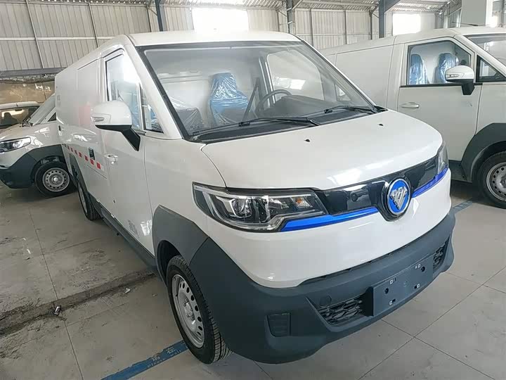 Foton Smart Smurf E7 2024 2024款 改款 纯电动厢式运输车 平顶2座 亿纬锂能41.86kWh