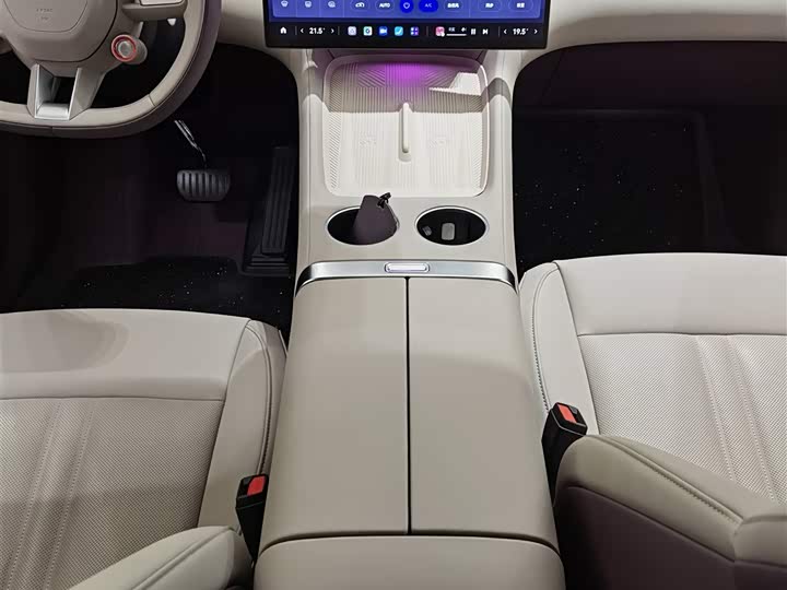 Xiaomi YU7 2025 2025款 超长续航高性能四驱Max版