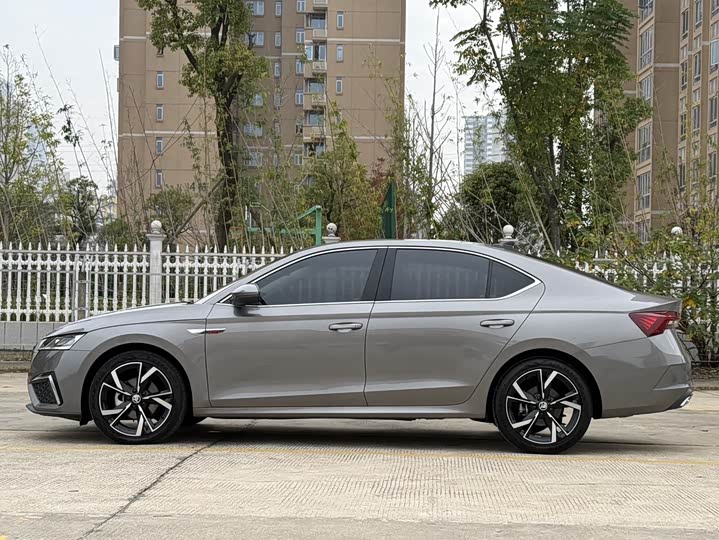 Skoda Octavia Pro 2022 2022款 PRO TSI280 尊享版