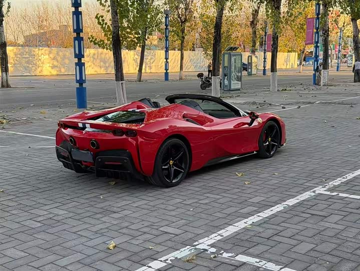 Ferrari SF90 2021 2021款 3.9T V8 Spider