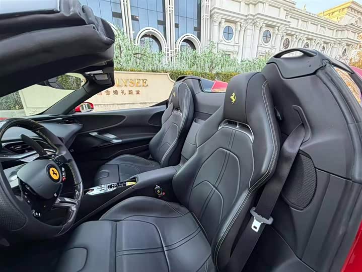 Ferrari SF90 2021 2021款 3.9T V8 Spider