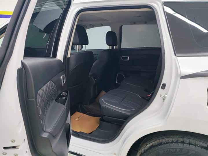 Mitsubishi Outlander 2021 2021款 改款 2.0L 两驱畅享版 5座