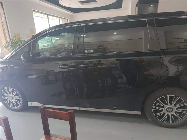 GAC Trumpchi E9 2024 2024款 E9 科技关爱版