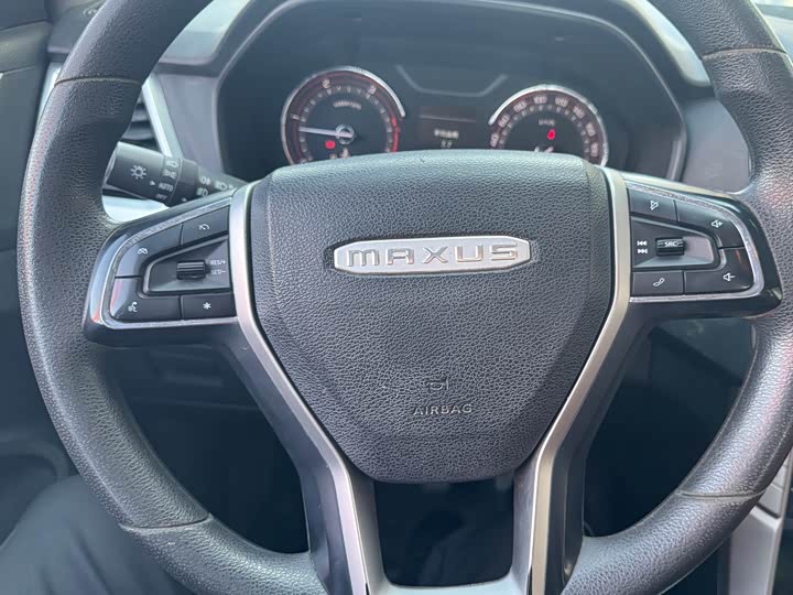 Maxus T70 2022 2022款 2.0T柴油手动两驱澳洲版标箱