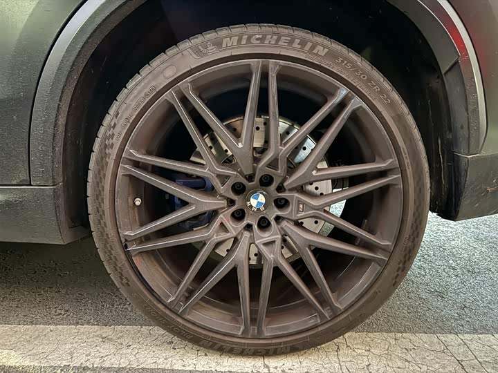 BMW X5 M 2023 2023款 X5 M 雷霆版