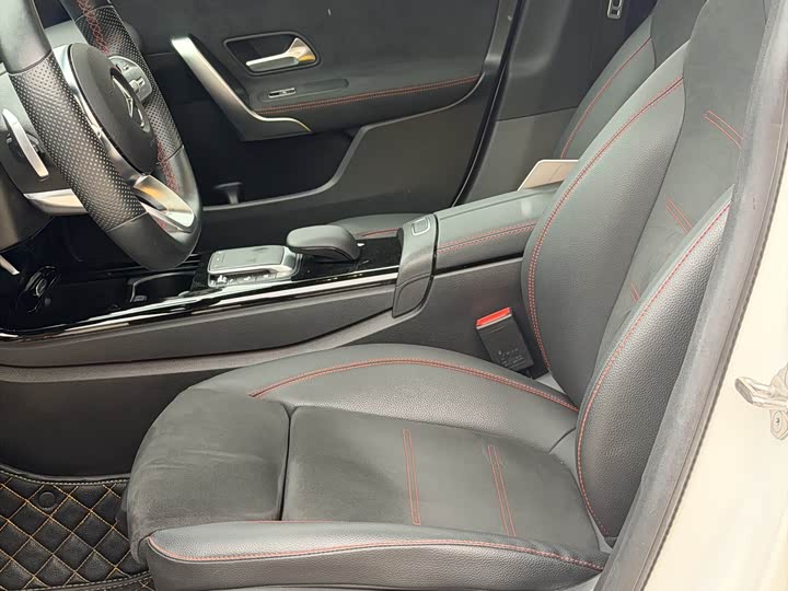 Mercedes-Benz CLA-Class 2022 2022款 CLA 200 猎跑车