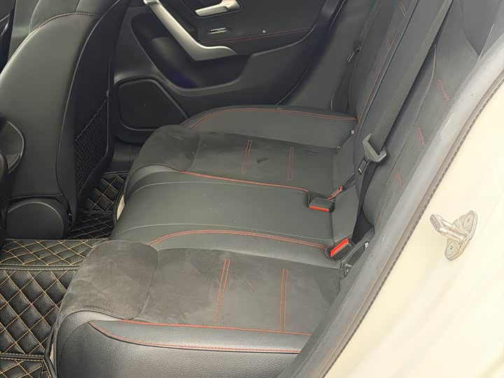 Mercedes-Benz CLA-Class 2022 2022款 CLA 200 猎跑车