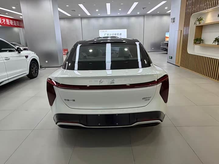 Hongqi EH7 2024 2024款 640 Pro+ 四驱版