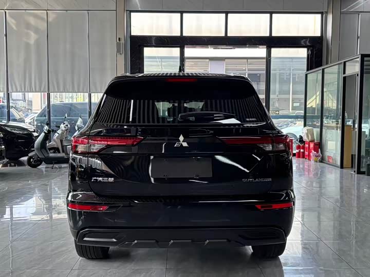Mitsubishi Outlander 2023 2023款 1.5T CVT四驱尊享版 5座