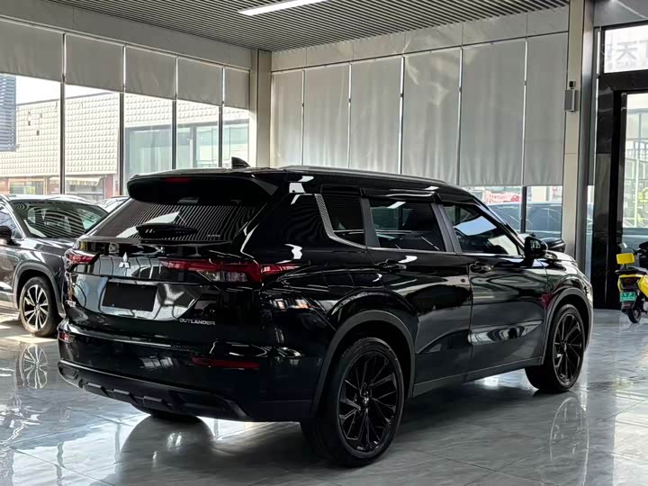 Mitsubishi Outlander 2023 2023款 1.5T CVT四驱尊享版 5座
