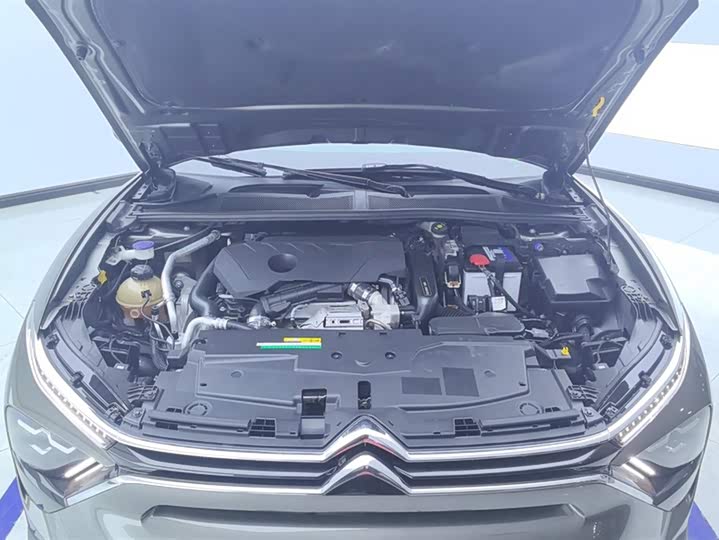 Citroen C5 X 2021 2021款 1.6T 享不凡