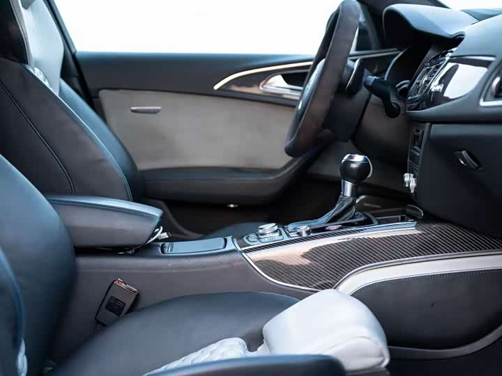 Audi RS 6 2016 2016款 RS 6 4.0T Avant