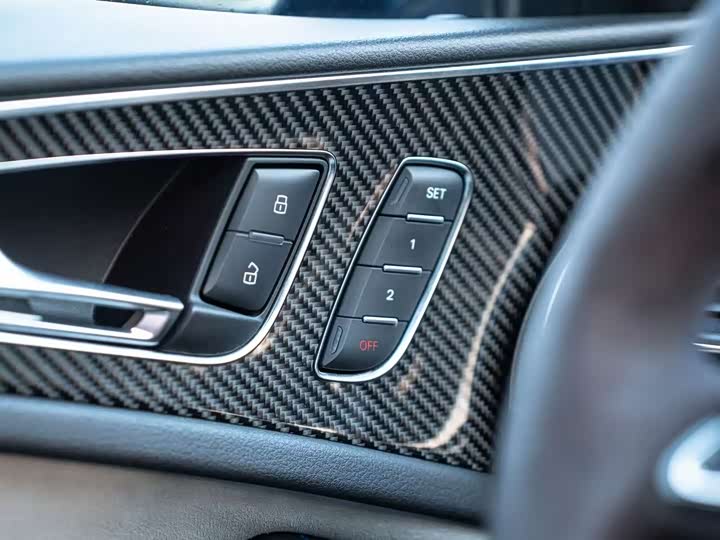 Audi RS 6 2016 2016款 RS 6 4.0T Avant