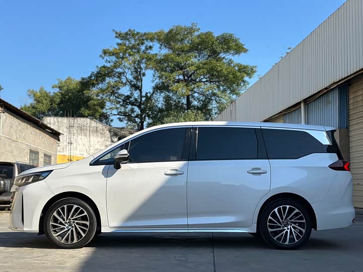 GAC Trumpchi M6 2024 2024款 MAX 270T WDCT 尊荣版