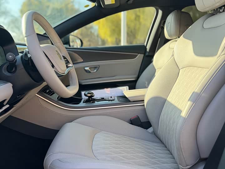 BYD Han 2025 2025款 EV 701KM激光雷达智驾型