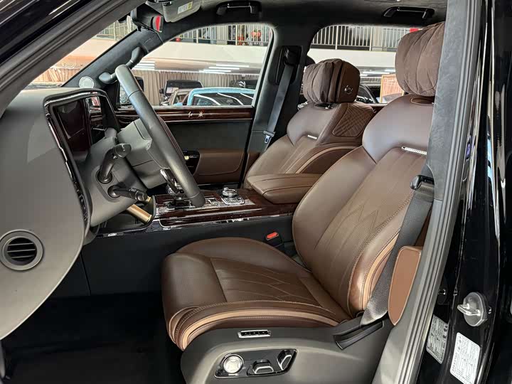 Hongqi LS7 (Guoyao) 2022 2022款 4.0T 典雅旗航版 6座