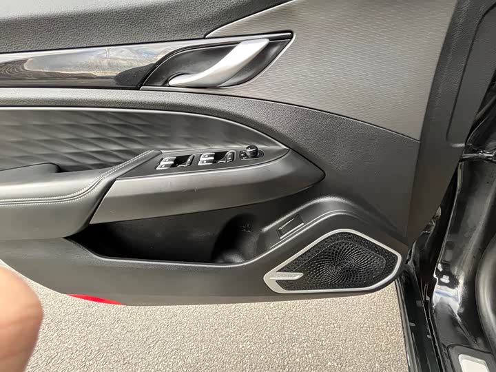 Geely Emgrand GT 2021 2021款 1.8T 领航版