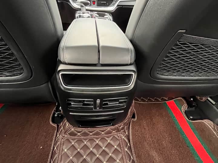 Geely Emgrand GT 2021 2021款 1.8T 领航版