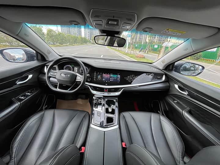 Geely Emgrand GT 2021 2021款 1.8T 领航版