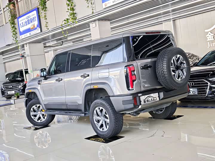 BAIC Beijing BJ40 2024 2024款 2.0T 全新刀锋英雄版 攀登者