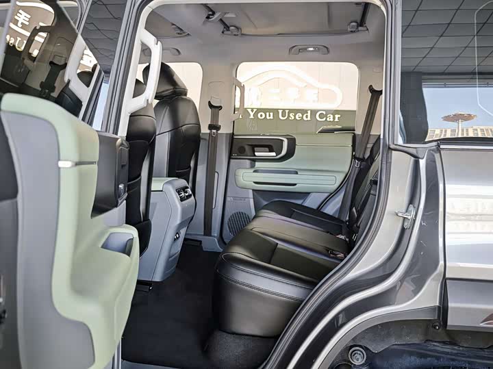 BAIC Beijing BJ40 2024 2024款 2.0T 全新刀锋英雄版 攀登者