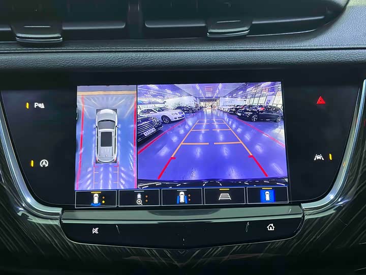 Cadillac XT6 2022 2022款 2.0T 六座两驱豪华型