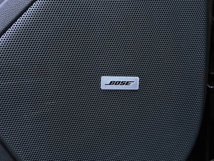 Cadillac XT6 2022 2022款 2.0T 六座两驱豪华型