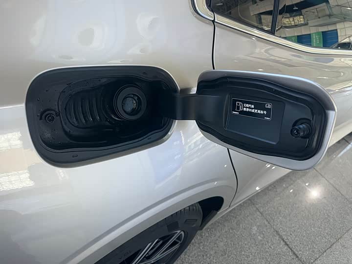 Volvo S60 2024 2024款 B4 智逸豪华版