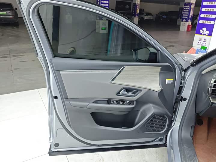 Citroen C5 X 2021 2021款 1.6T 享不凡